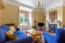 College Road, Epsom, KT17 photo 3