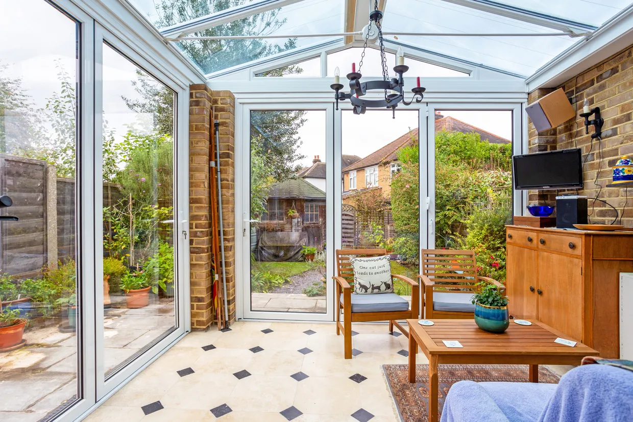 College Road, Epsom, KT17 photo 6