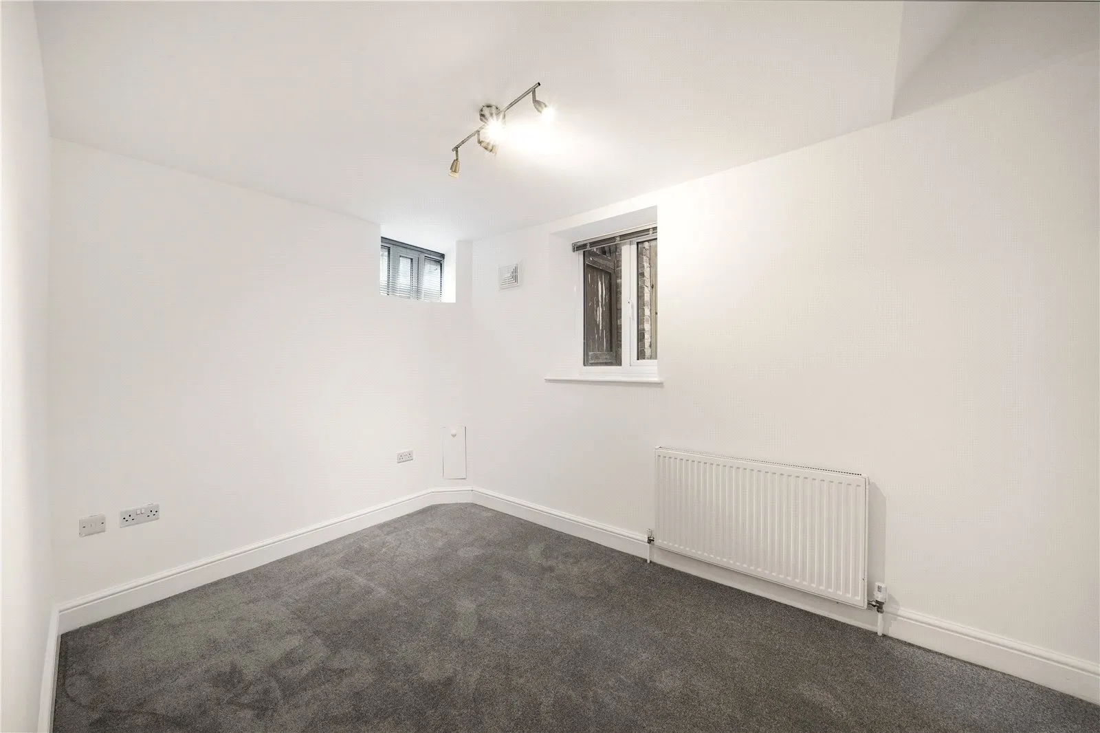 Minster Road, Cricklewood, London, NW2