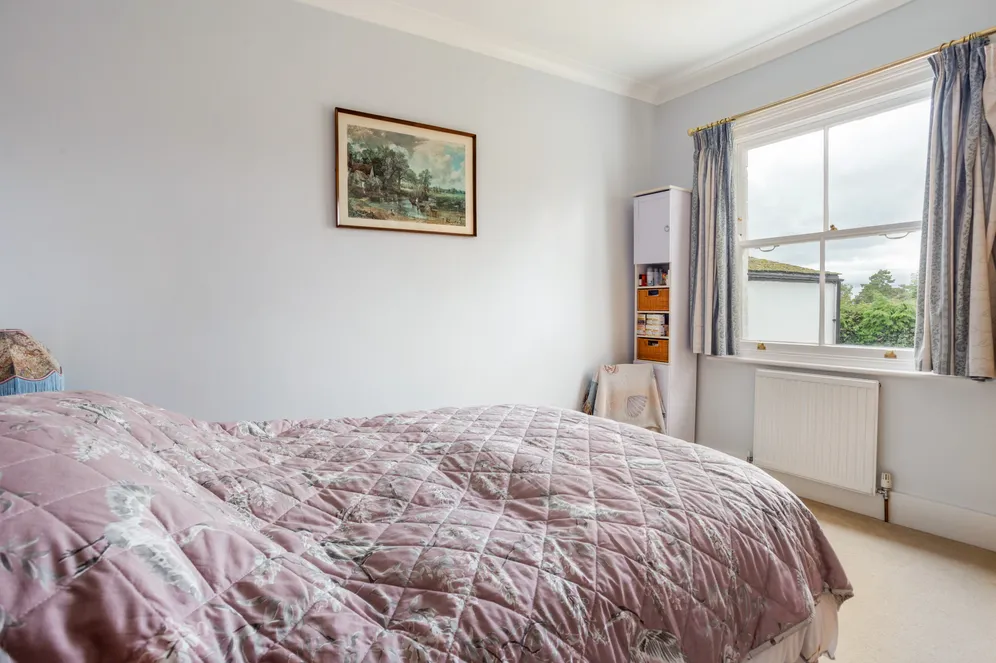 College Road, Epsom, KT17 photo 10