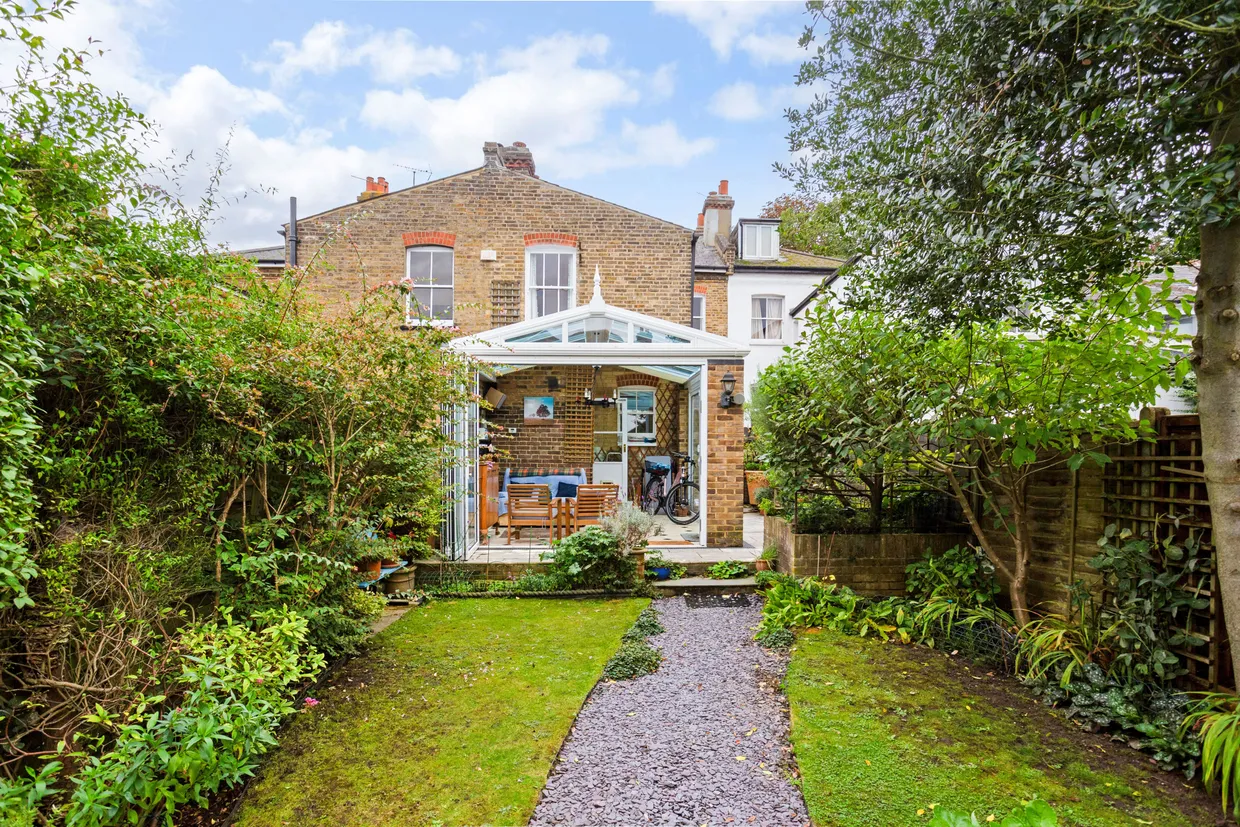College Road, Epsom, KT17 photo 15
