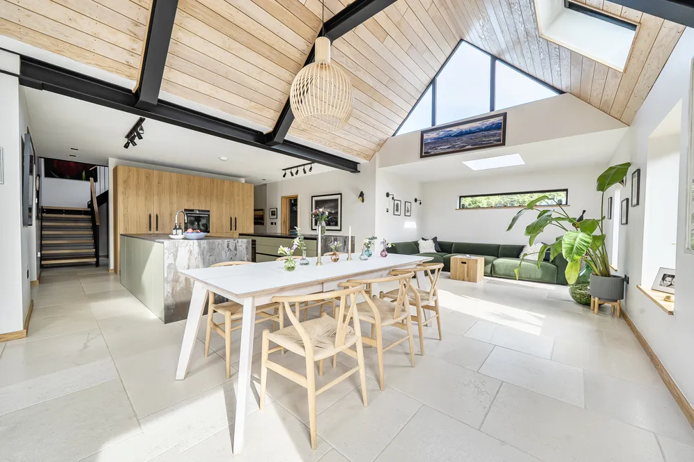 Hoe Street, Hambledon, PO7 photo 6