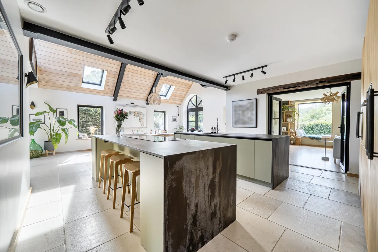 Hoe Street, Hambledon, PO7 photo 8
