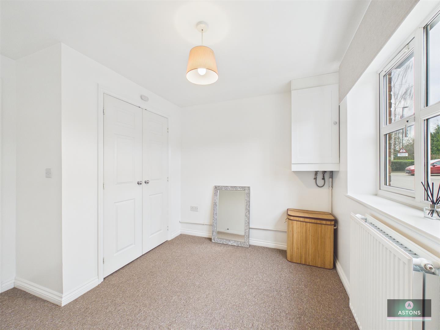 Kitsbridge House, Brookhill Road, Copthorne Image 8