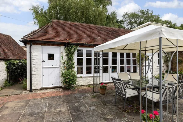 Lickfold, Petworth, GU28 photo 16