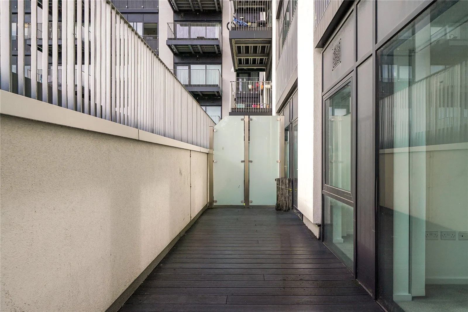 Ilford Hill, Ilford, London, IG1