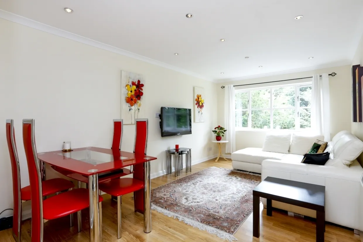 Parkside, SW19 photo 2