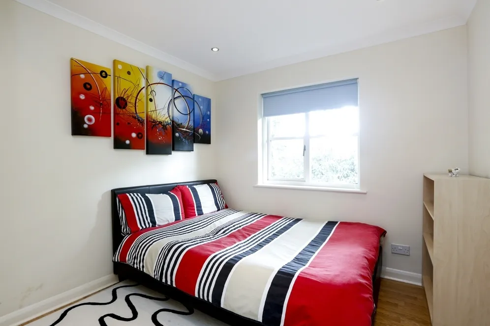 Parkside, SW19 photo 4