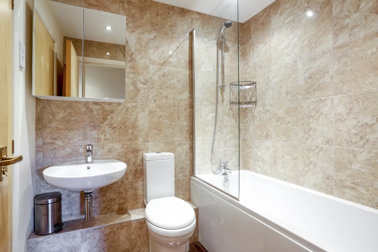 Parkside, SW19 photo 5