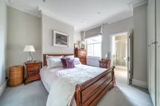 Flanders Road London W4 photo 9