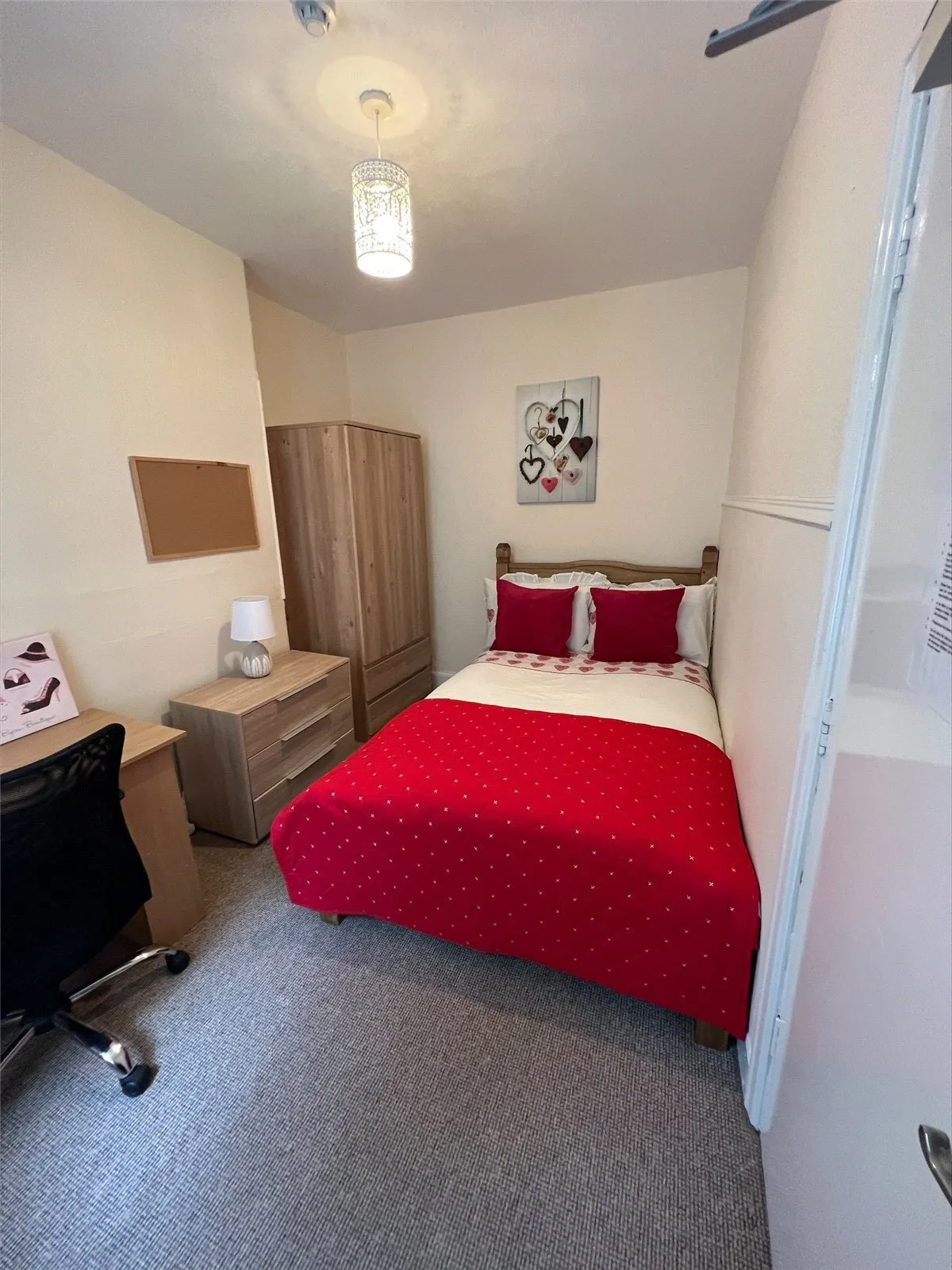 Caellepa, Bangor, Gwynedd, LL57
