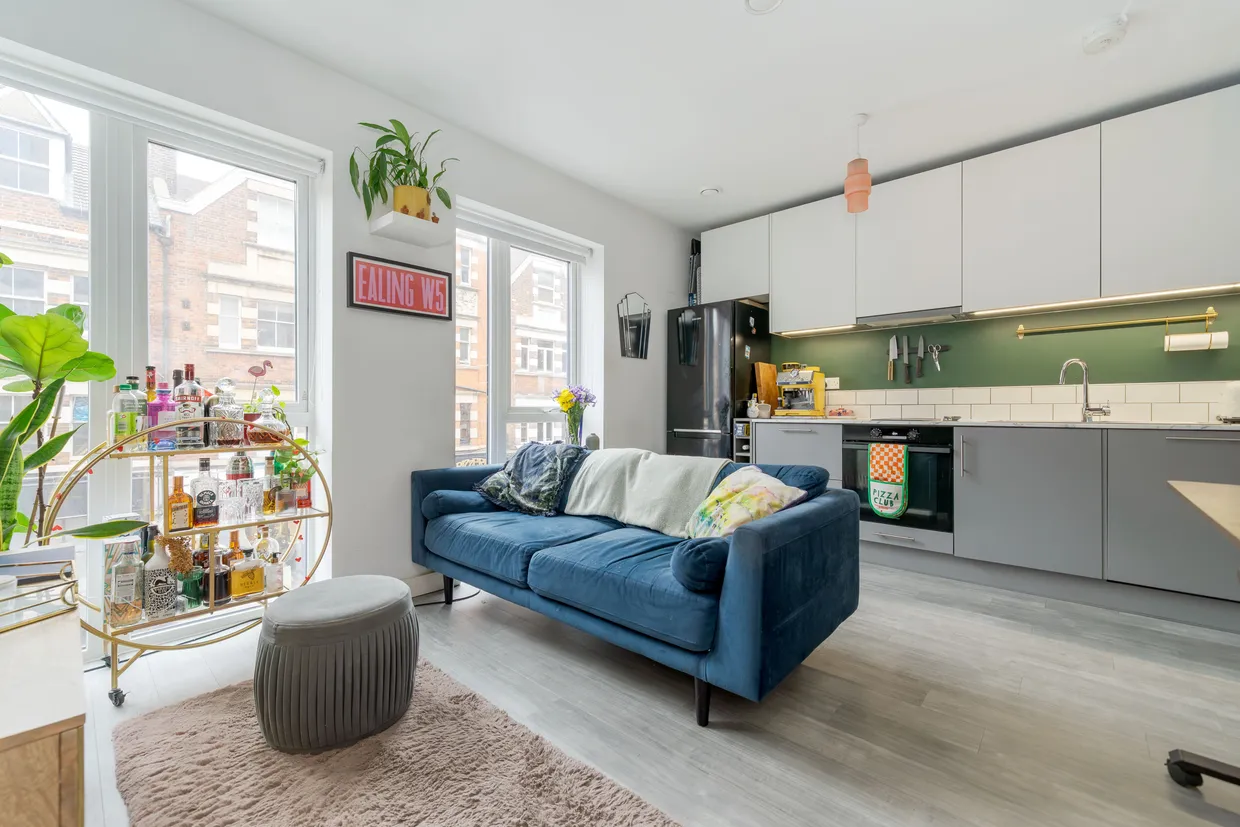 Bond Street, Ealing, W5 photo 3