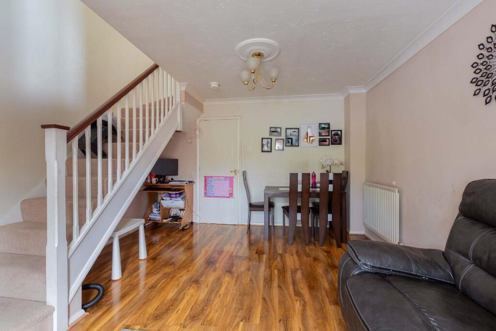 Richards Way, Cippenham Image 3
