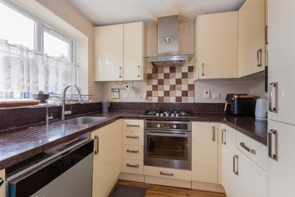 Richards Way, Cippenham Image 4