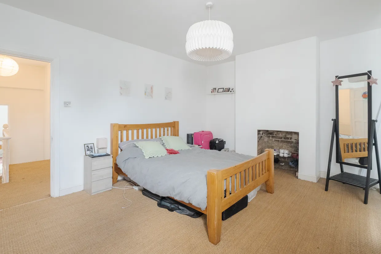 Steele Road, London, N17 photo 10