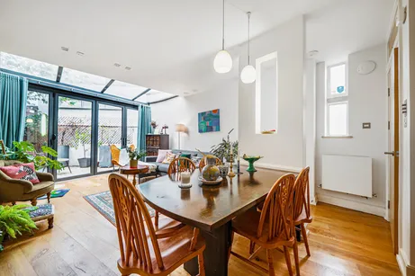 Grange View Road, Whetstone, N20