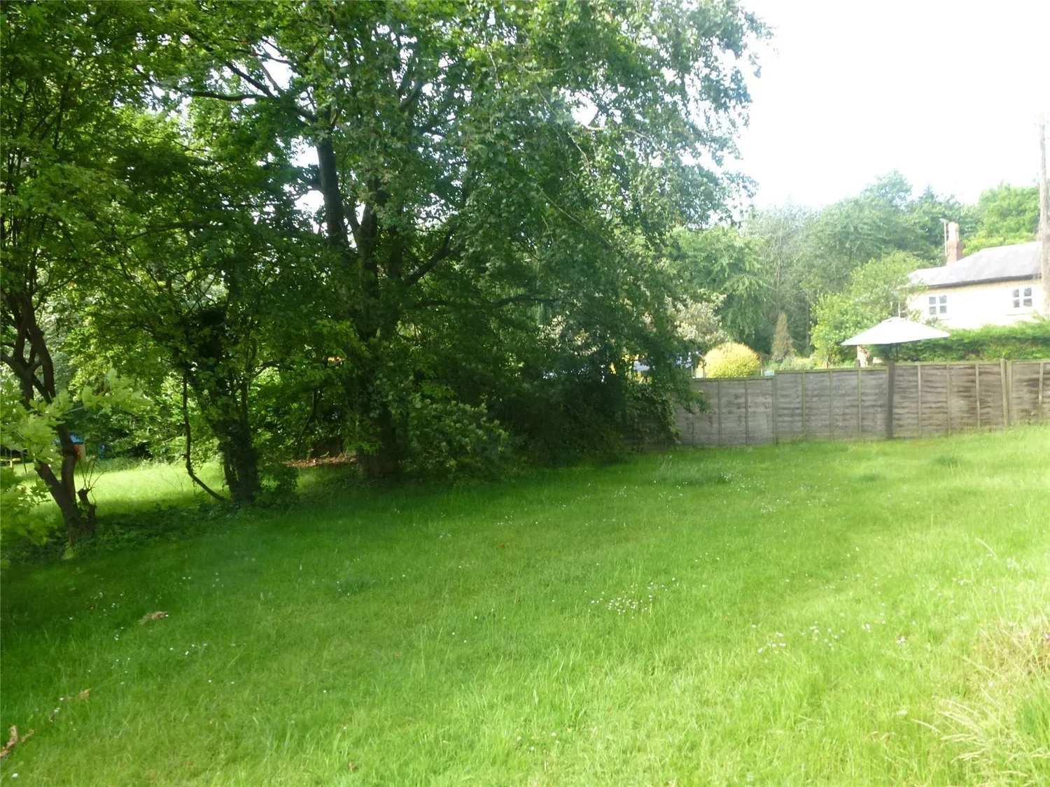 Sawmills Flats, Wakefield Lodge Estate, NN12 photo 6