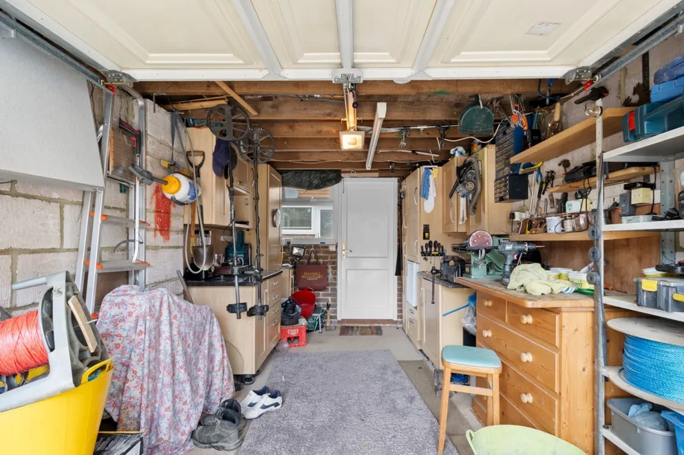 Property carousel item 19
