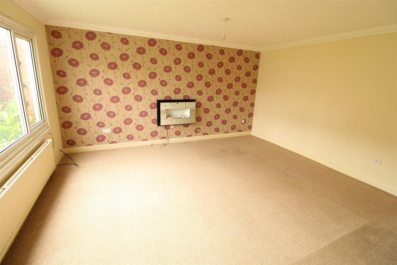 Nelson Close, Daventry Image 4