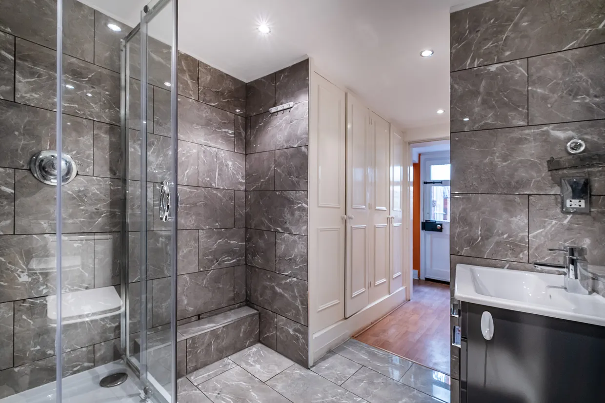 Kensington Court, London, W8 photo 15