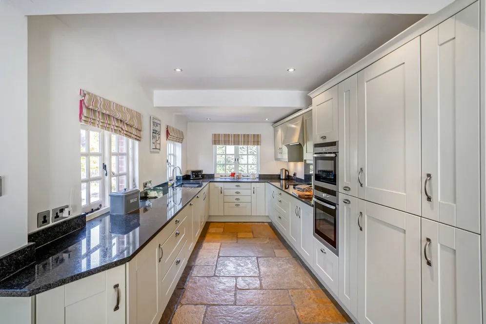 Hook Lane, Chichester, PO20 photo 4