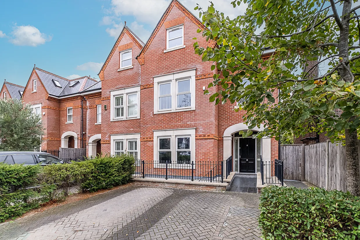 Arterberry Road, London, SW20 photo 1