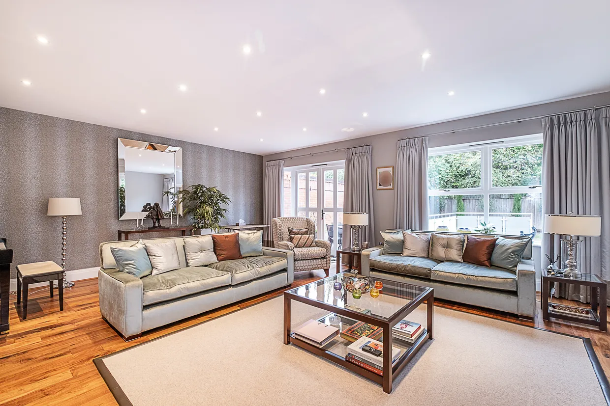 Arterberry Road, London, SW20 photo 13