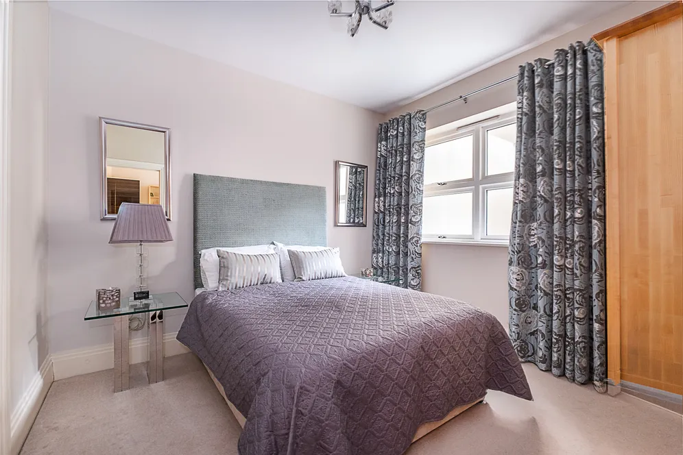 Arterberry Road, London, SW20 photo 34