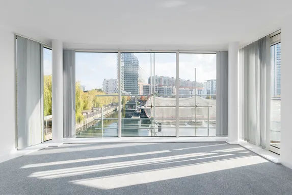 Boardwalk Place, London, E14