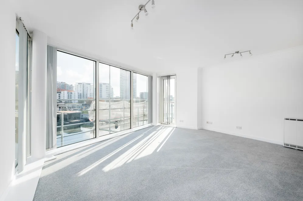Boardwalk Place, London, E14 photo 10