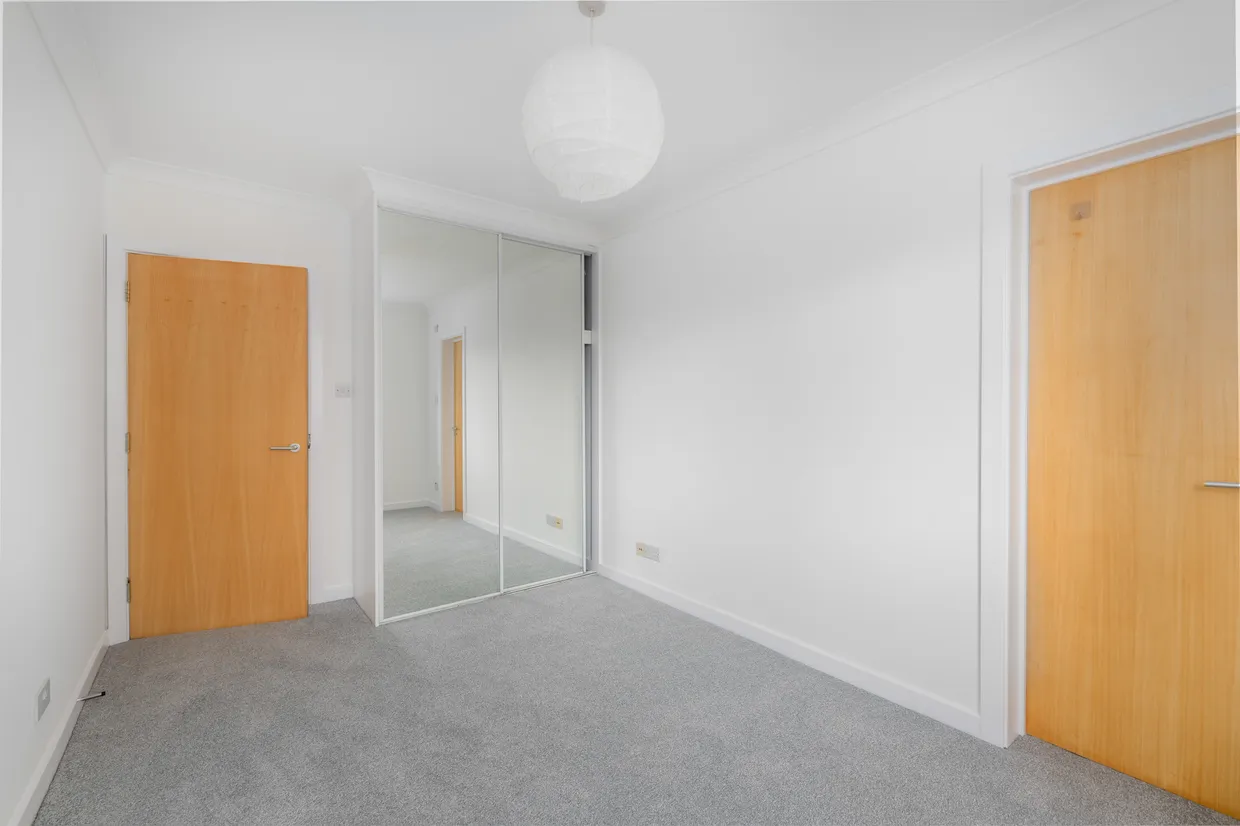 Boardwalk Place, London, E14 photo 16