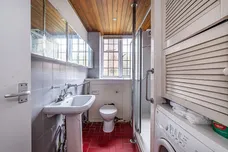 Portsmouth Road, London, SW15 photo 11