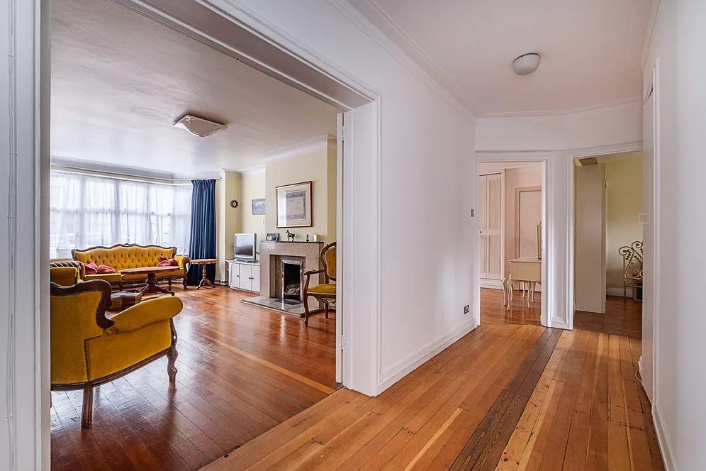 Portsmouth Road, London, SW15 photo 13