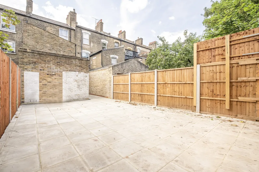 Ferndale Road, London, SW4 photo 9