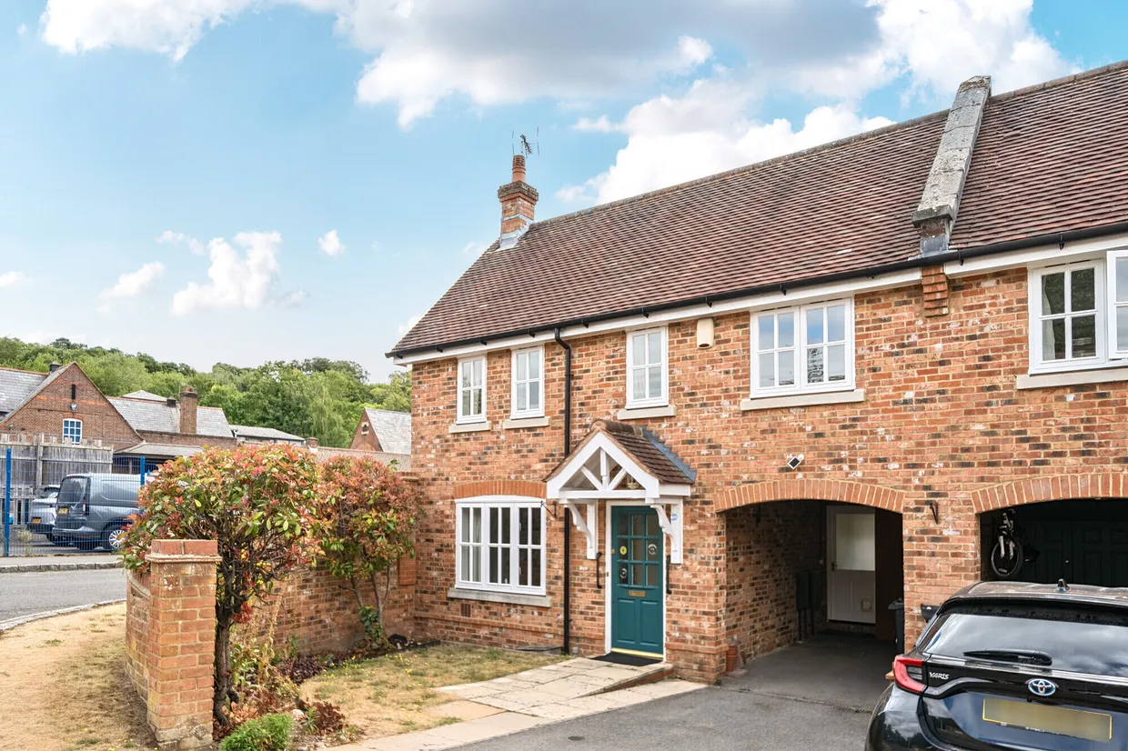 Augustine Mews, Great Missenden, HP16 photo 1