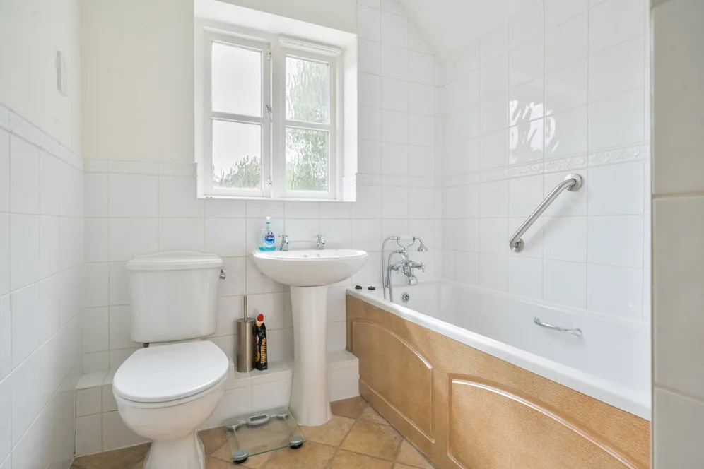 Augustine Mews, Great Missenden, HP16 photo 13