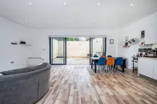Gunnersbury Avenue, Ealing, W5 photo 1