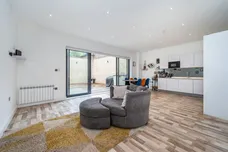 Gunnersbury Avenue, Ealing, W5 photo 5