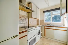 Alterton Close, Woking, GU21 photo 3