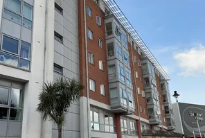 Main property image