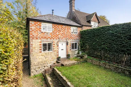 Camelsdale Road, HASLEMERE, GU27