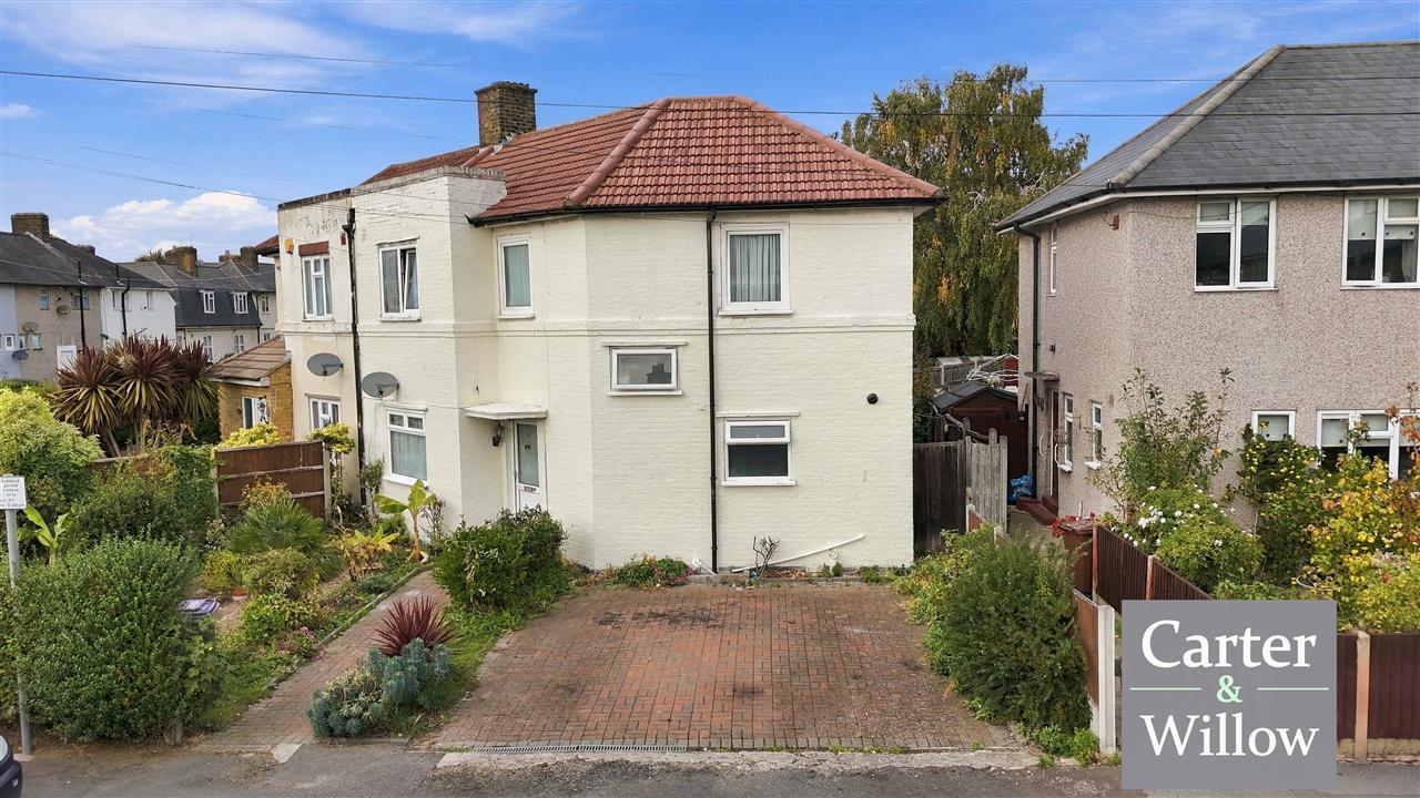 Manor Square, Dagenham, Essex Image 1