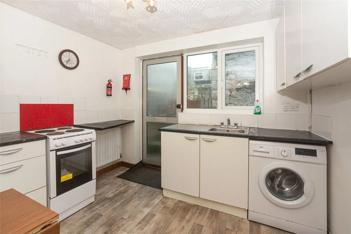 Caernarfon Road, Bangor, Gwynedd, LL57