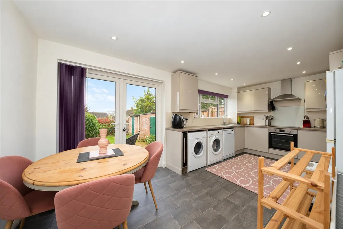 Long Arrotts, Hemel Hempstead, Hertfordshire, HP1 3EY
