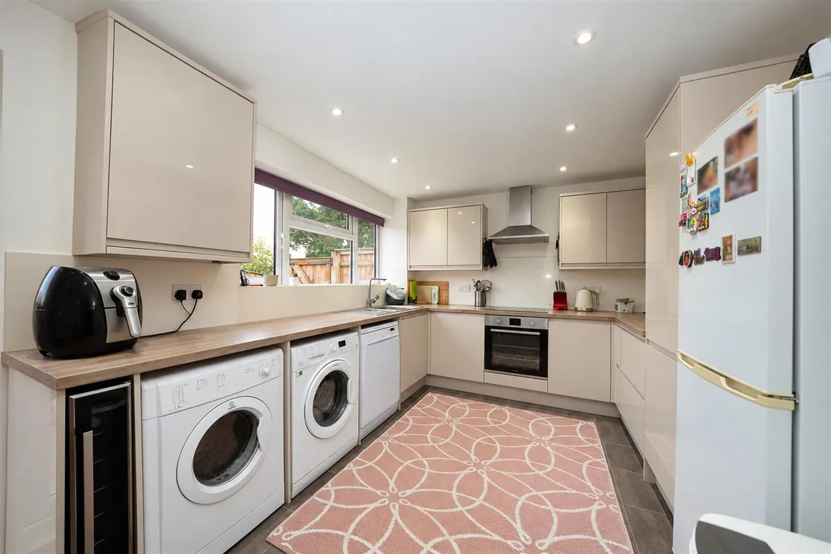 Long Arrotts, Hemel Hempstead, Hertfordshire, HP1 3EY