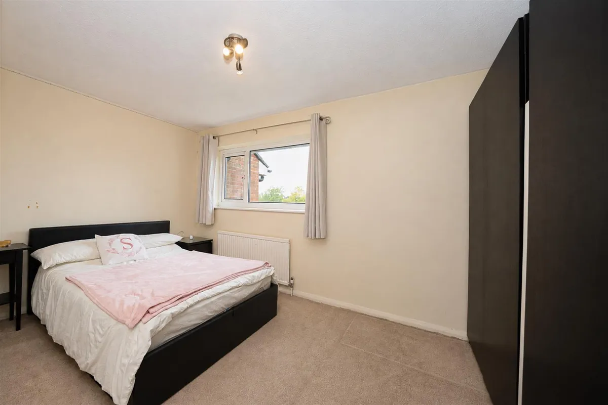 Long Arrotts, Hemel Hempstead, Hertfordshire, HP1 3EY