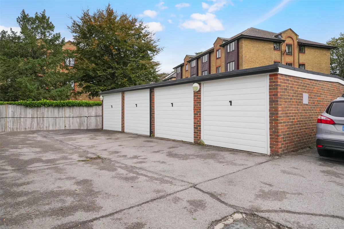 Somers Close, Reigate, Surrey, RH2