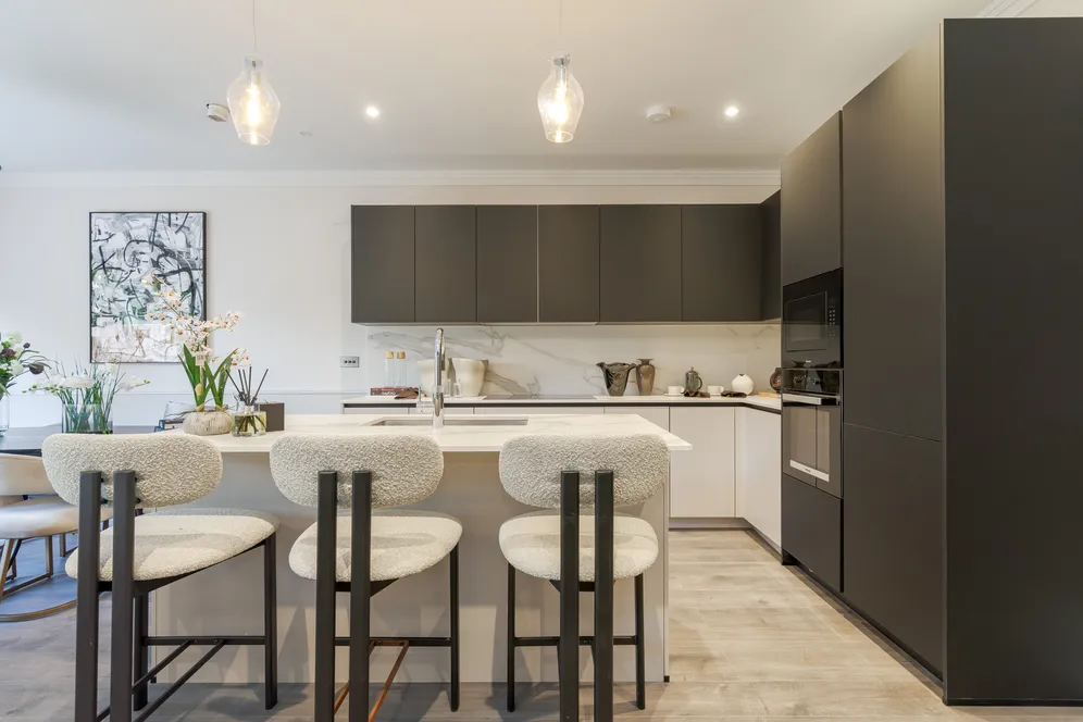 Leopold Road, London, W5 photo 4
