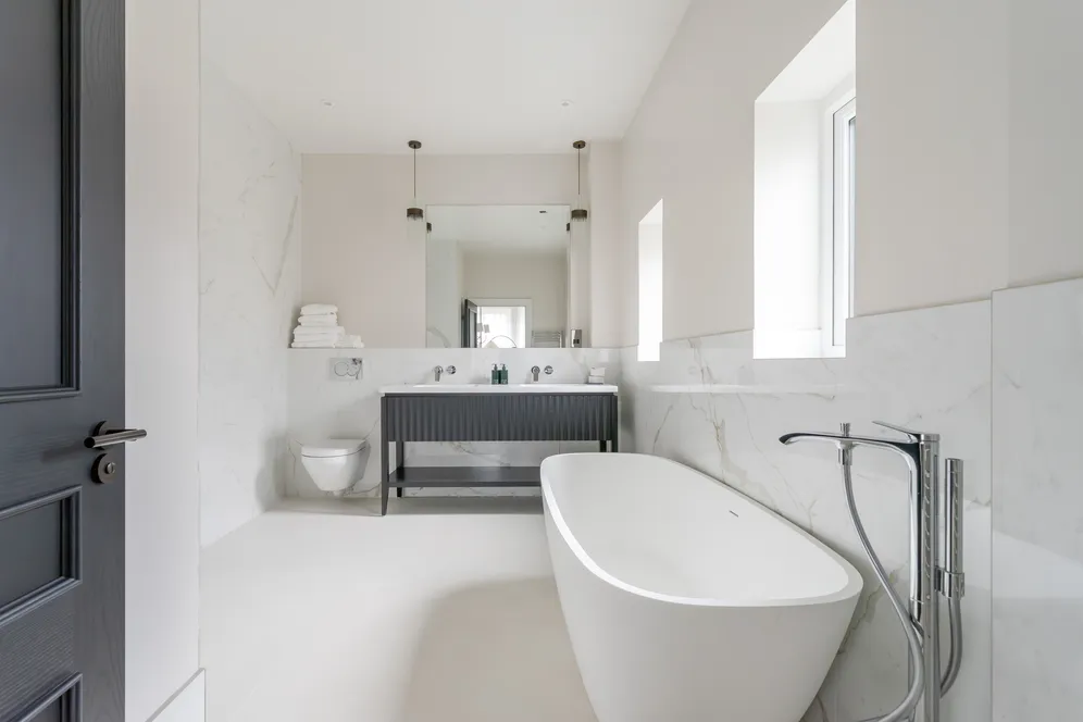 Leopold Road, London, W5 photo 16