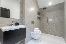 Leopold Road, London, W5 photo 19